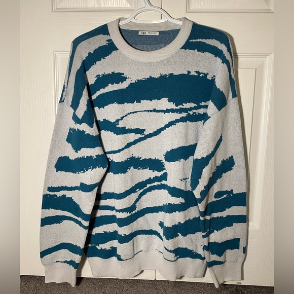 ZARA Sweater - Picture 1 of 5